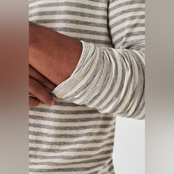 🆕️1 LEFT! Faherty Mens reversible Cloud Stone Peak Stripe Tee Shirt Pima Cotton - Picture 11 of 11